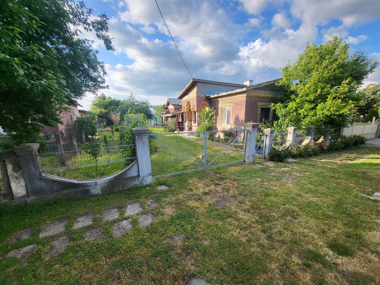 Vanzare casa Ogrezeni