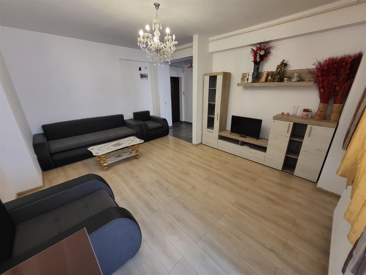 Inchiriere 2 camere Rezervelor 56