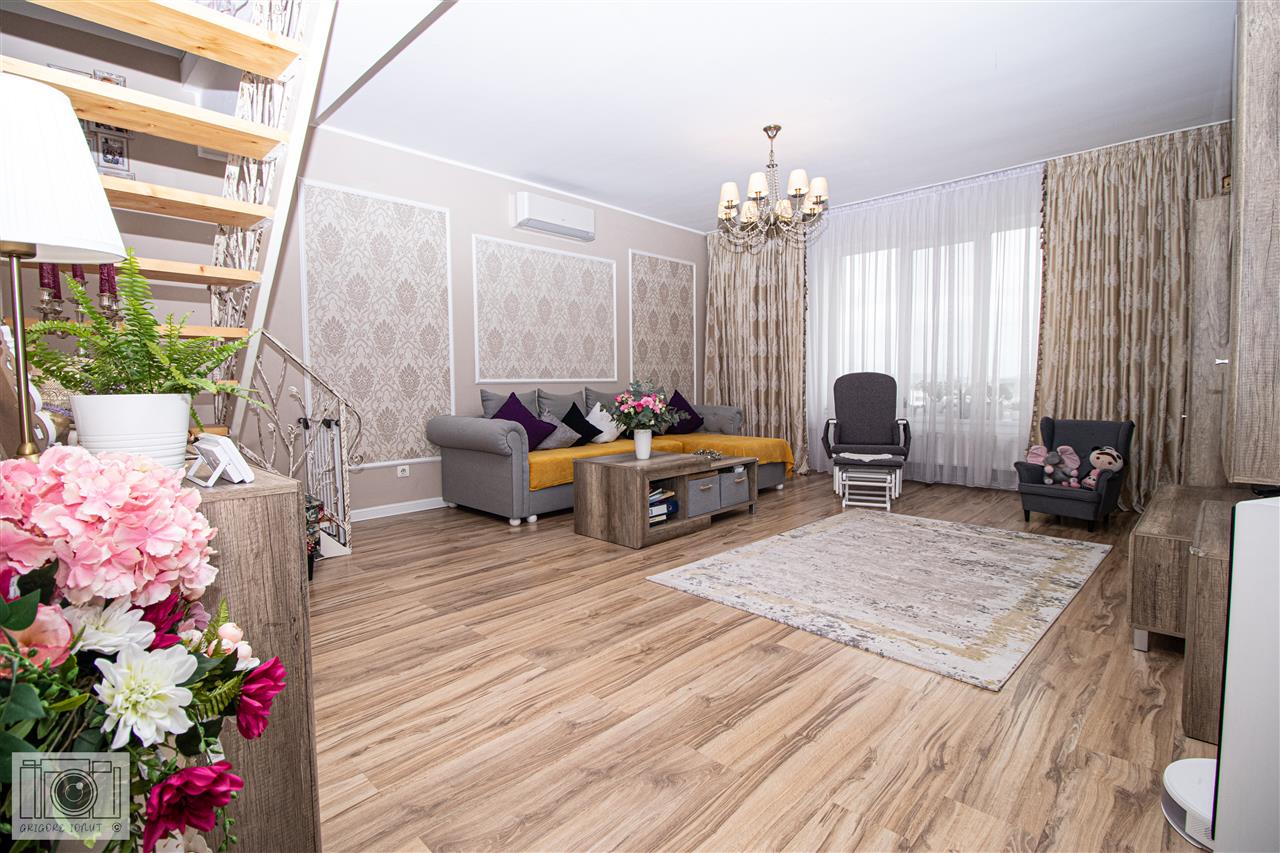 Apartament 3 camere + mansarda, 176 mp,  Str. Tineretului Nr 66,  Chiajna, Dudu