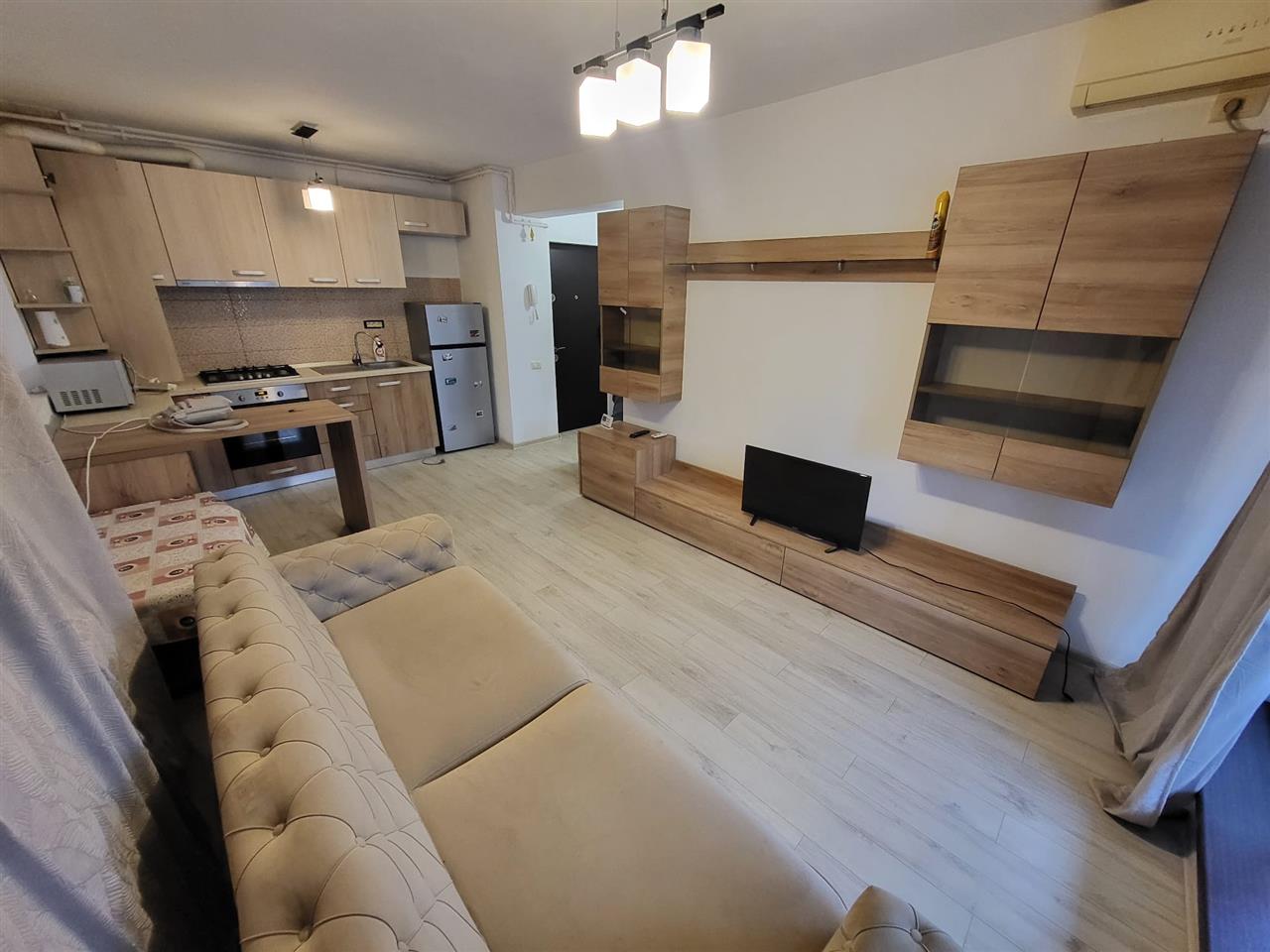 Inchiriere apartament Militari Residence Tineretului 63