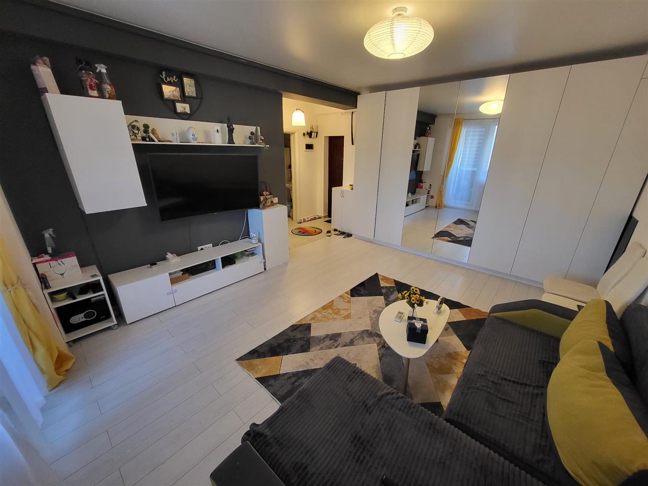 Vanzare apartament Rezervelor 56