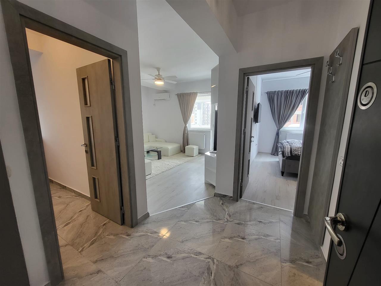 Inchiriere 2 camere Militari Residence