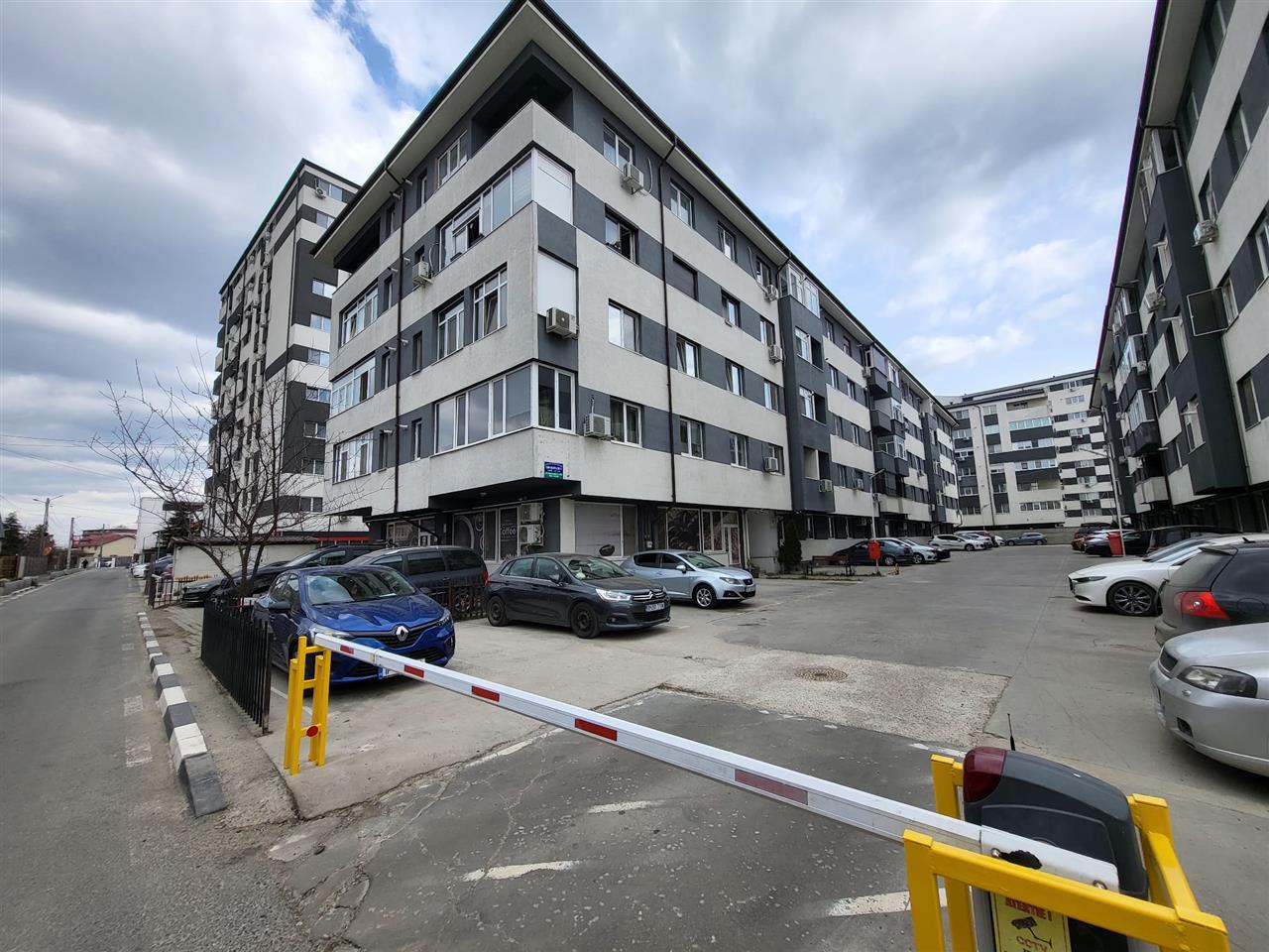 Vanzare apartament Militari Residence Orhideelor nr 9