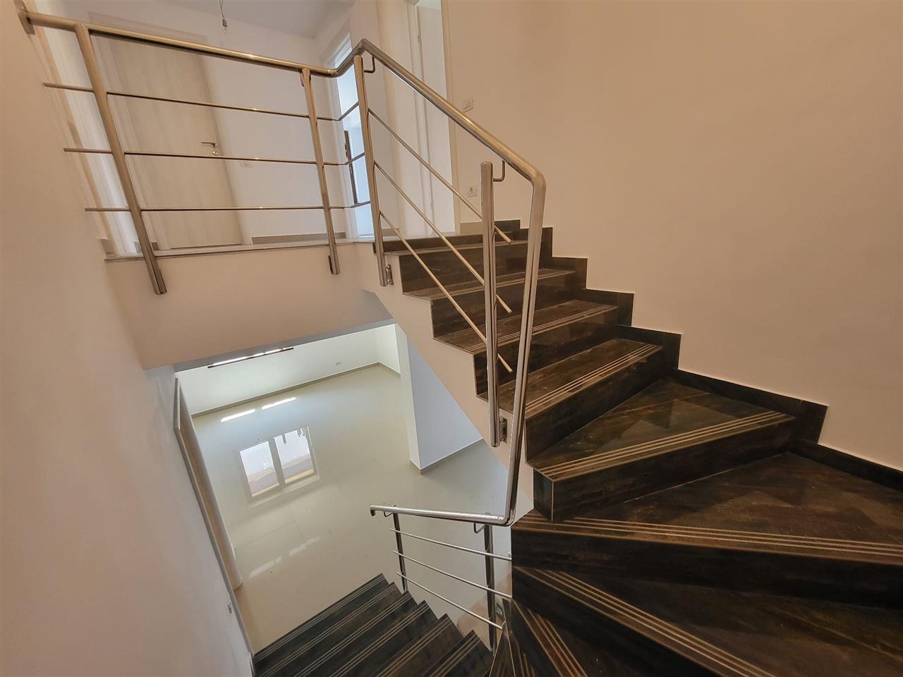 Inchieriere casa Bragadiru Str Pacii 7