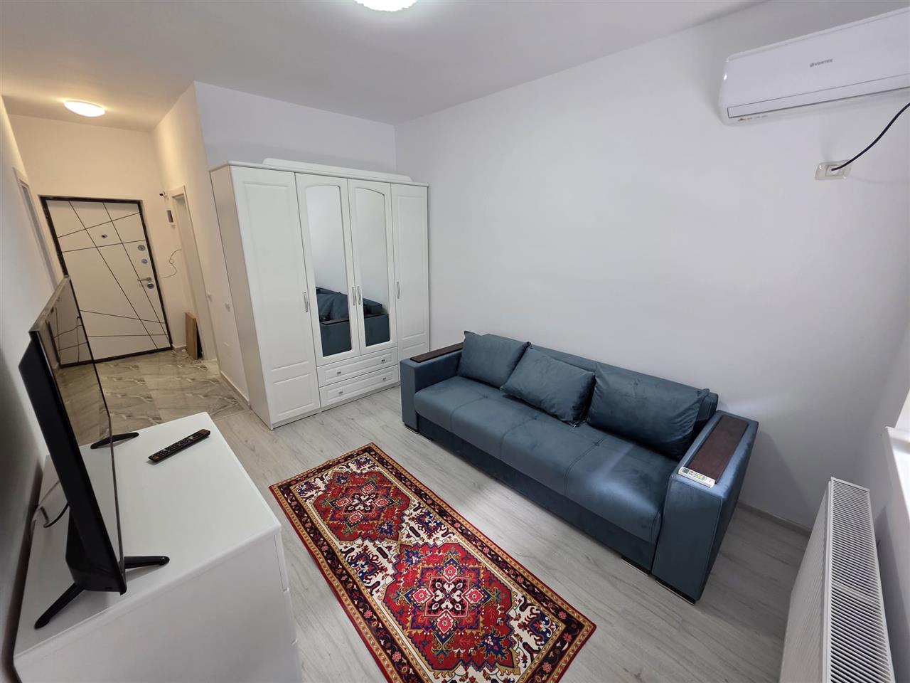 Inchiriere garsoniera Militari Residence Weiner 16