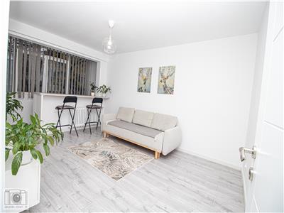 INCHIRIAT.  apartament DECOMANDAT, camere, 50 mp. Bd. Timisoara, vis-a-vis Plaza Mall
